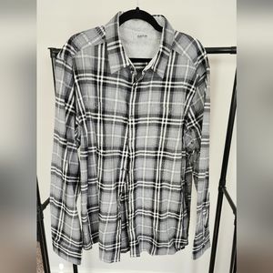NWT Kenneth Cole Reaction Button Down